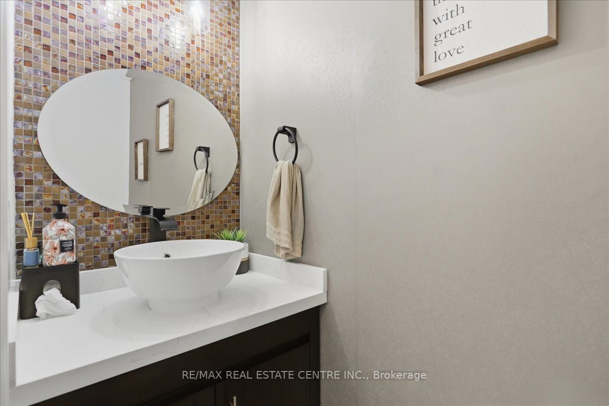 Additional image 5 of 83 Limeridge Street, Aurora, ON, L4G 7X9