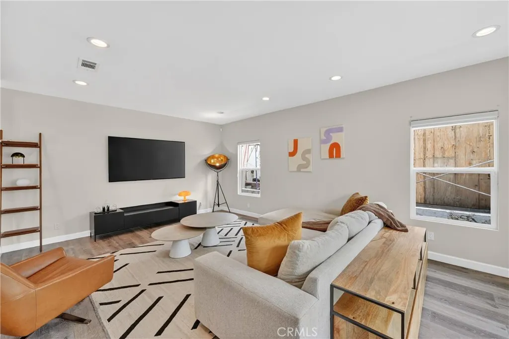 Additional image 7 of 1029 Keniston Avenue, Los Angeles, CA 90019