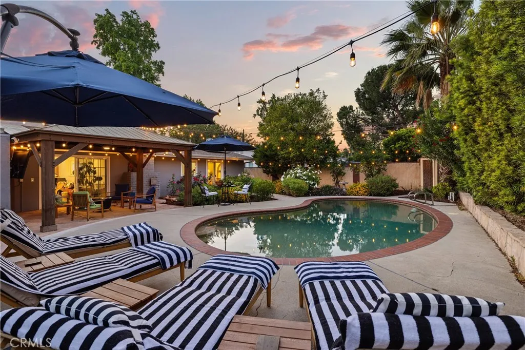 Additional image 55 of 8420 Cozycroft Ave, Winnetka, CA 91306