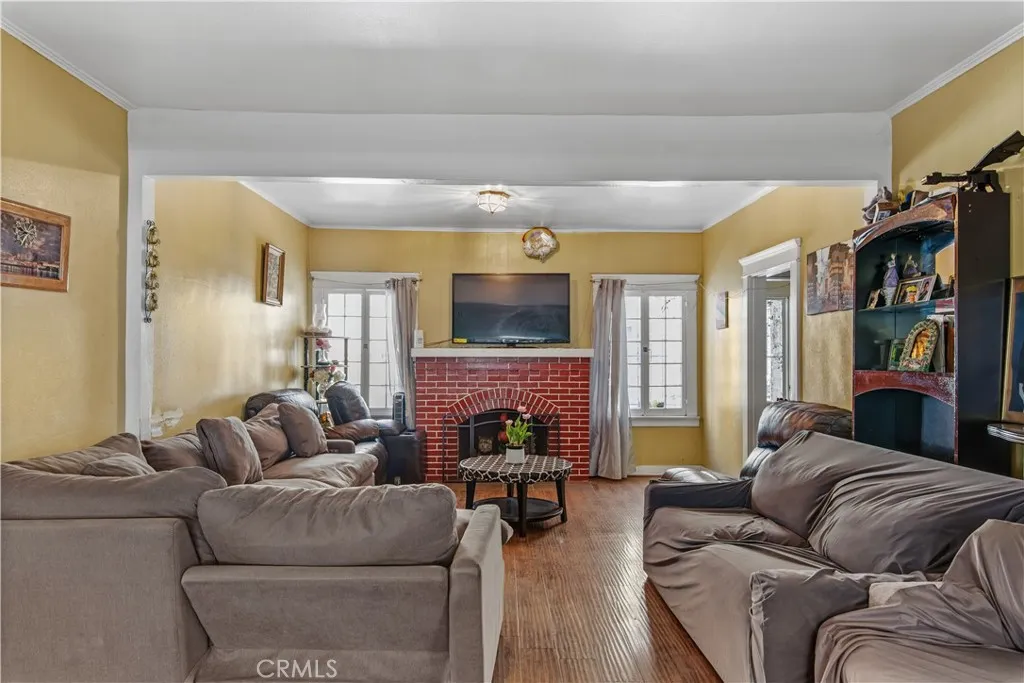 Additional image 23 of 1244 W Martin Luther King Jr Blvd, Los Angeles, CA 90037