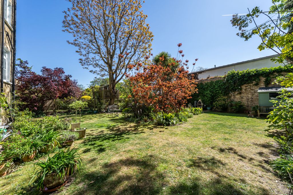 Additional image 9 of 1 bed flat for saleTrinity Crescent, London SW17