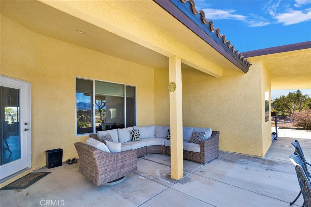 Additional image 47 of 8140 Heartland Cir, Oak Hills, CA 92344