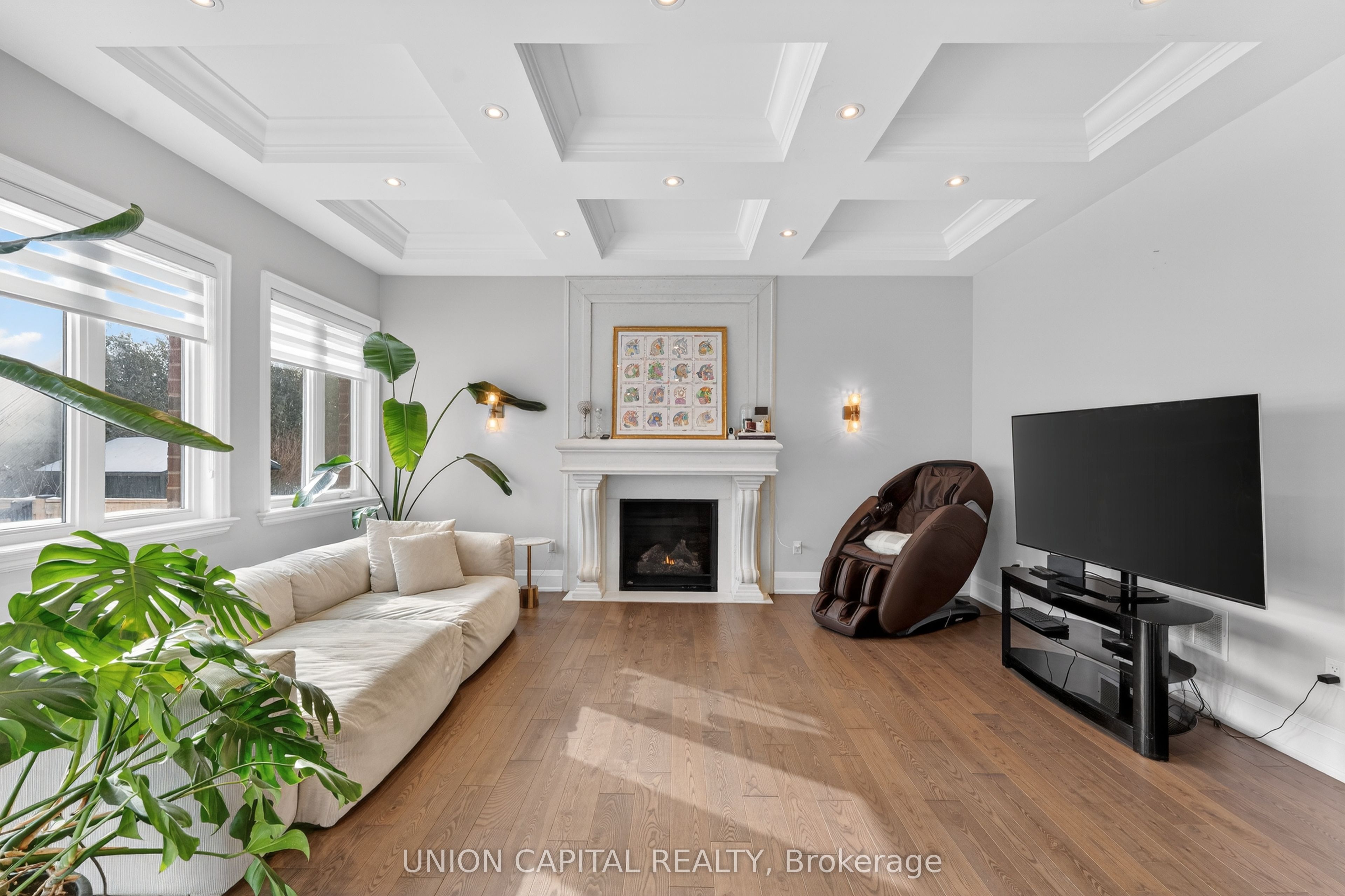 29 Elm Grove Avenue, Richmond Hill, ON, L4E 2T2