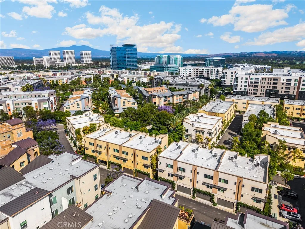 19 Delancy, Irvine, CA 92612