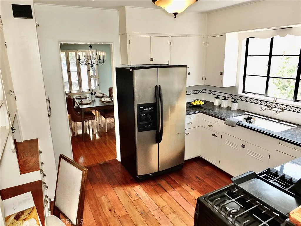 Additional image 15 of 3757 Cerritos Avenue, Long Beach, CA 90807