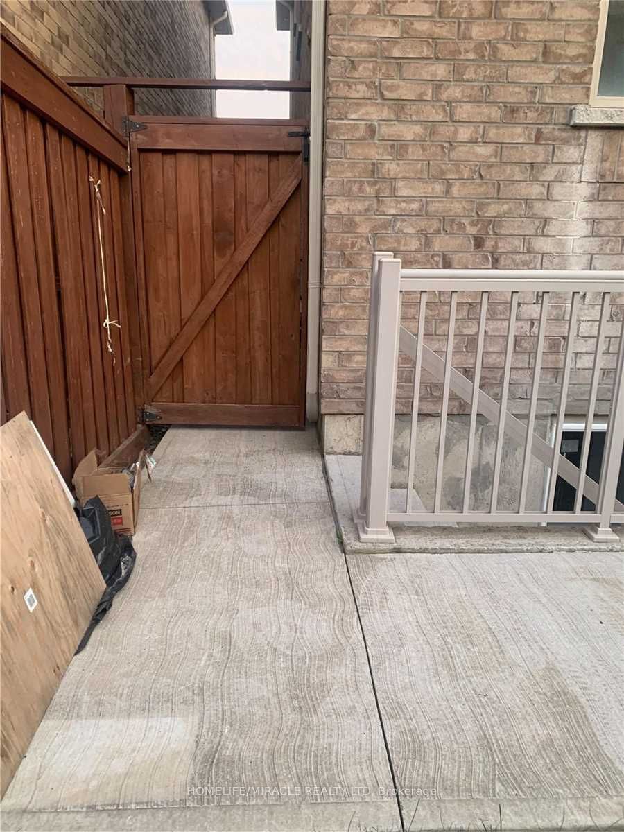 Additional image 3 of 12 Bilby Street, Brampton, ON, L7A 4K3