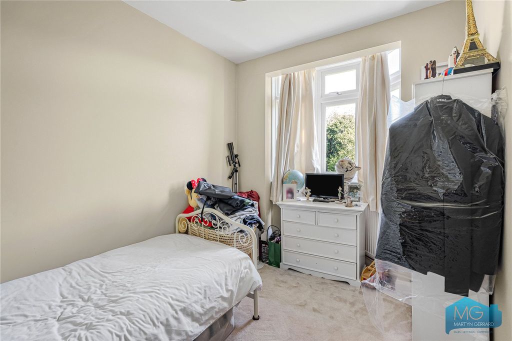 Additional image 15 of 3 bed semi-detached house for saleEast View, Barnet EN5