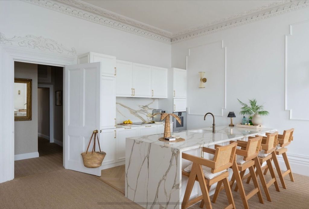Additional image 4 of 2 bed flat for saleBrunswick Terrace, Hove BN3
