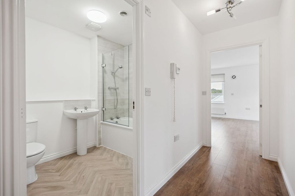 Additional image 11 of 2 bed flat for saleWordie Road, Stirling FK7