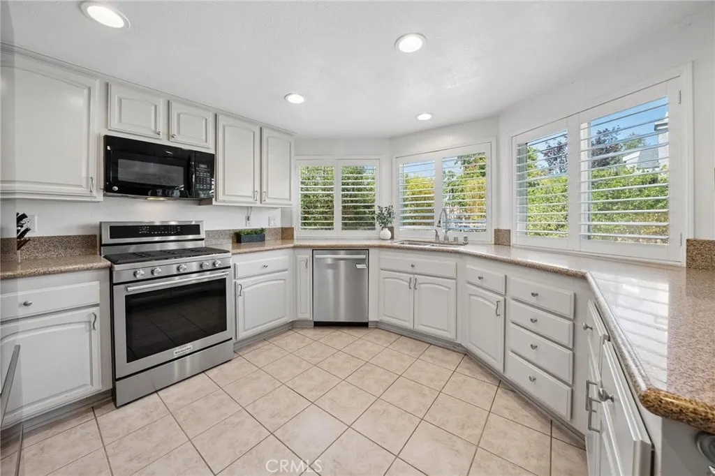 Additional image 56 of 23305 Tristin Drive, Valencia, CA 91355