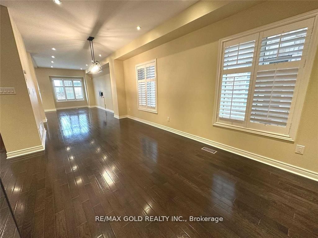 Additional image 5 of 471 Meadowridge Court, Mississauga, ON, L5W 0E8