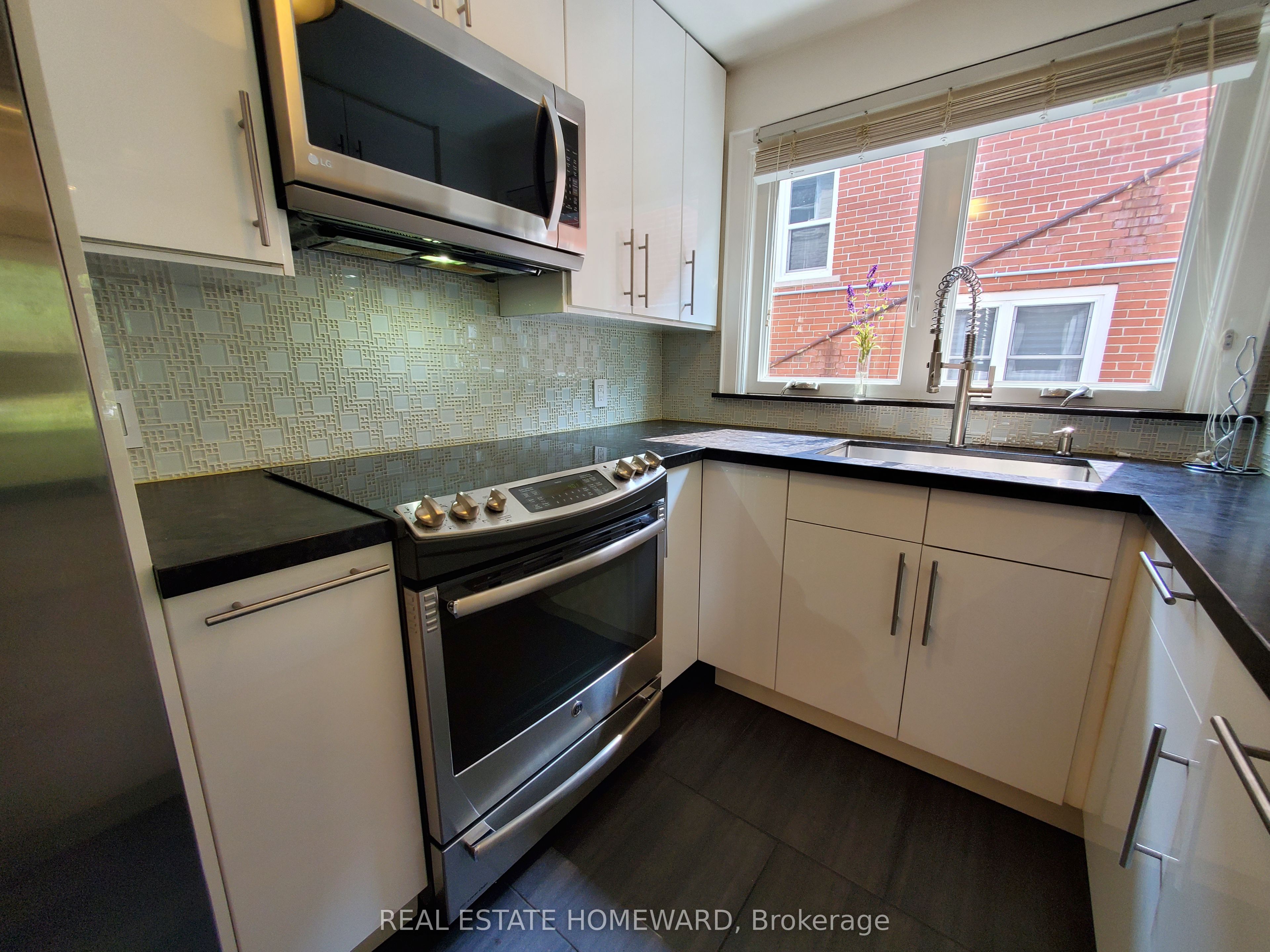 Additional image 4 of Main Floor-21 Love Crescent, Toronto, ON, M4E 1V6