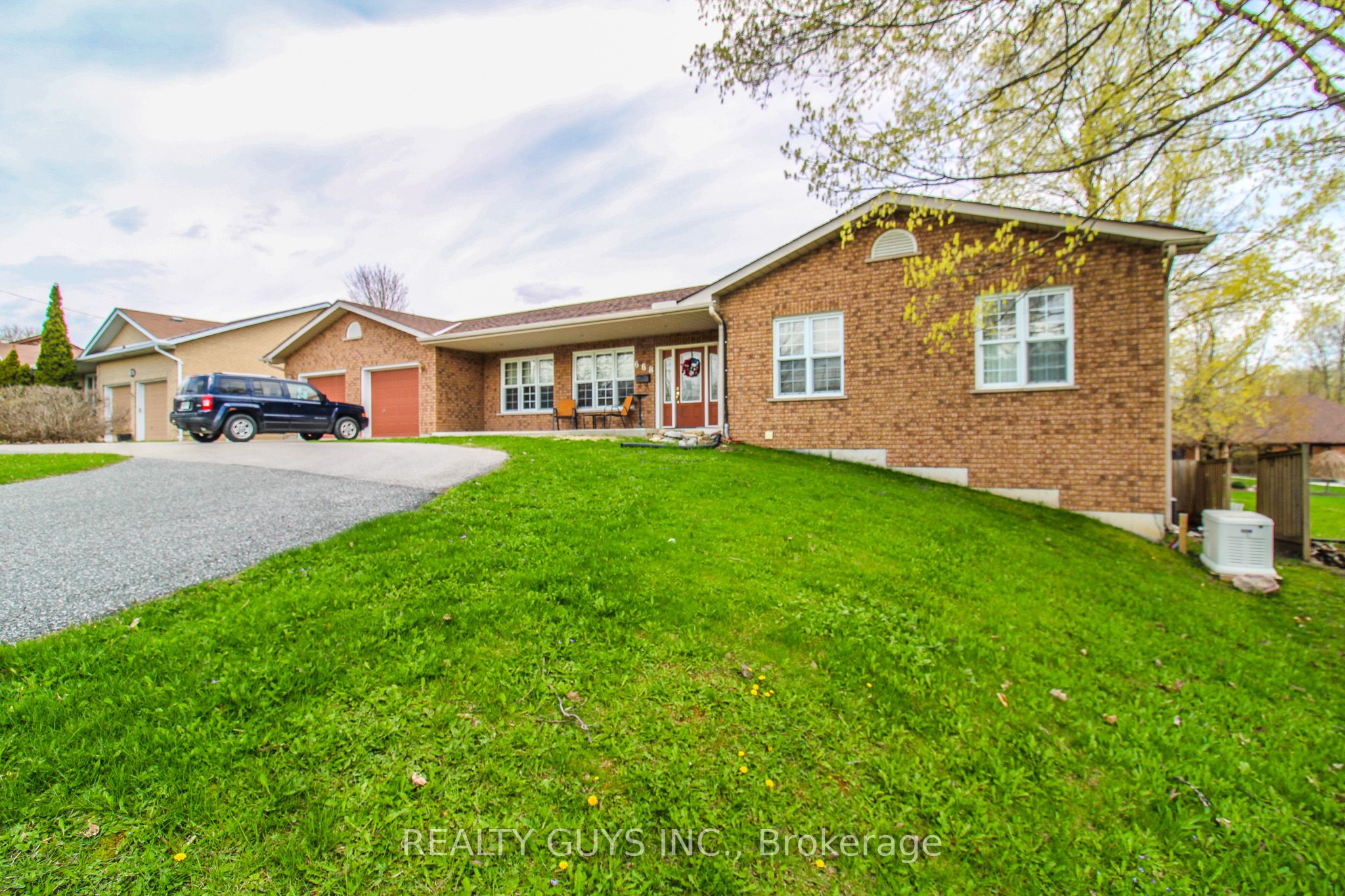 Additional image 2 of 668 Brealey Drive, Peterborough, ON, K9K 2M7