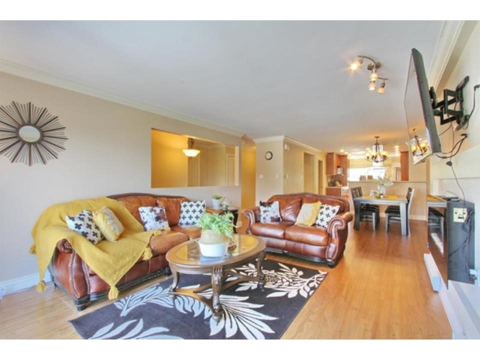 Upper-7222 Pandora Street, Burnaby, BC, V5A 1B9 photo 4