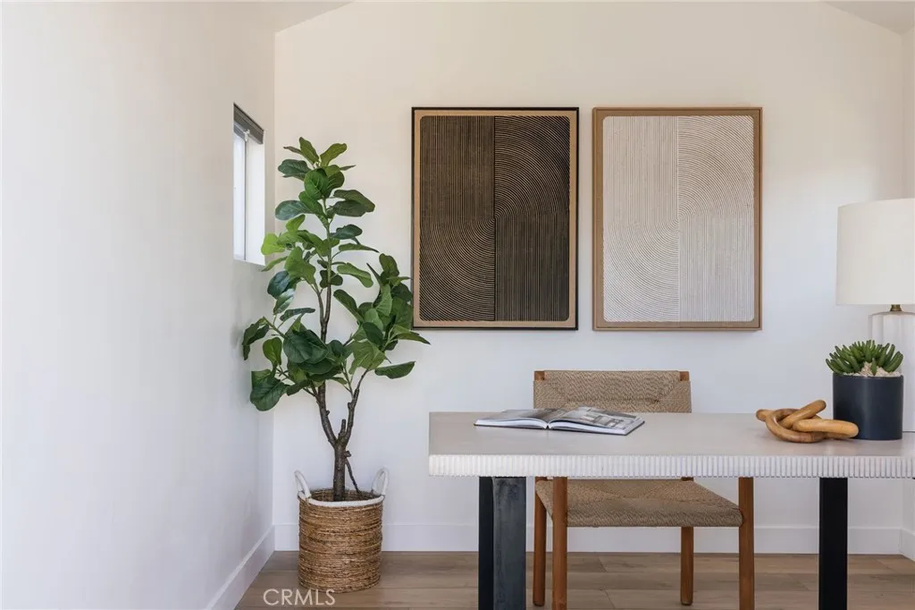 Additional image 50 of 2566 Oxford Ln, Costa Mesa, CA 92626