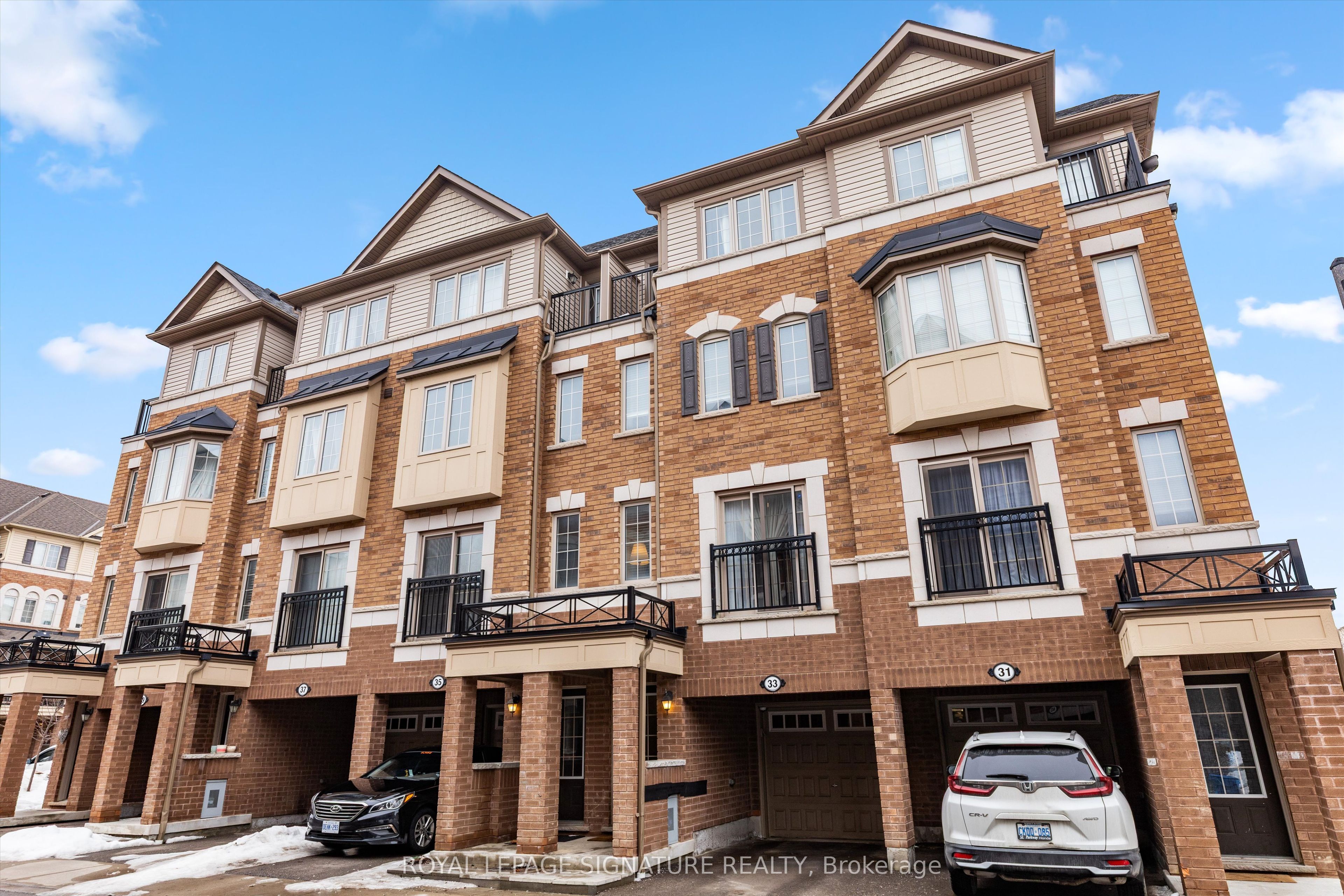 264-33 Glenstal Path, Oshawa, ON, L1L 0L2