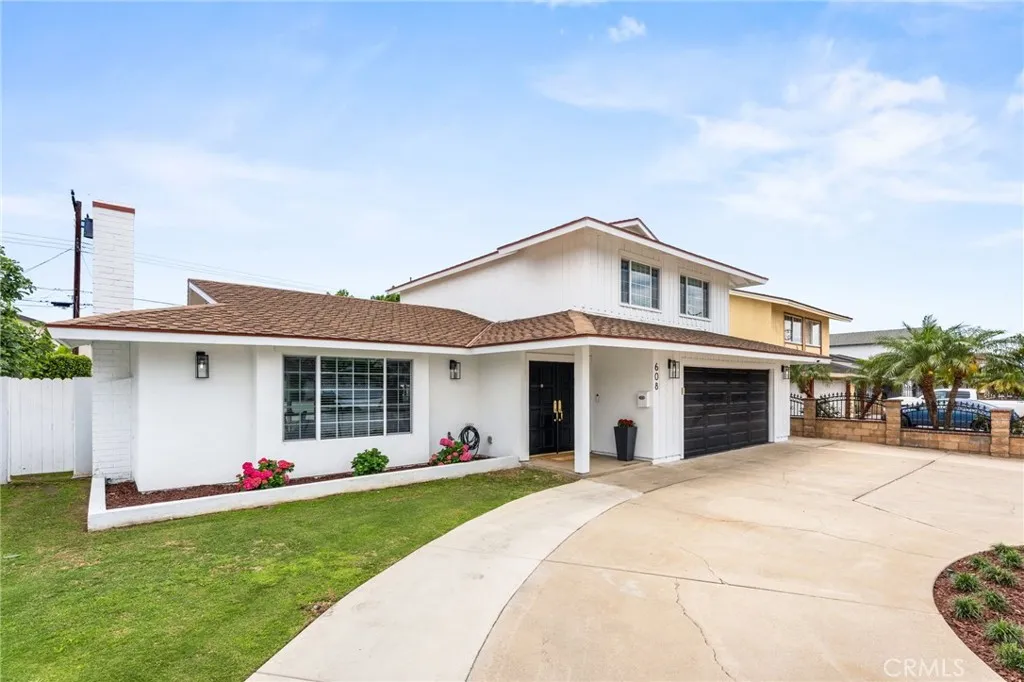 608 E Collins Avenue, Orange, CA 92867