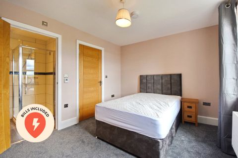 Station Road, Shirehampton, Bristol, Somerset BS11