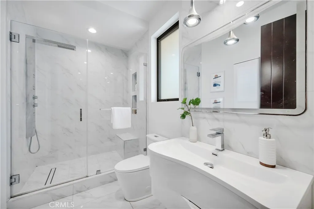 Additional image 71 of 332 Avenue E, Redondo Beach, CA 90277