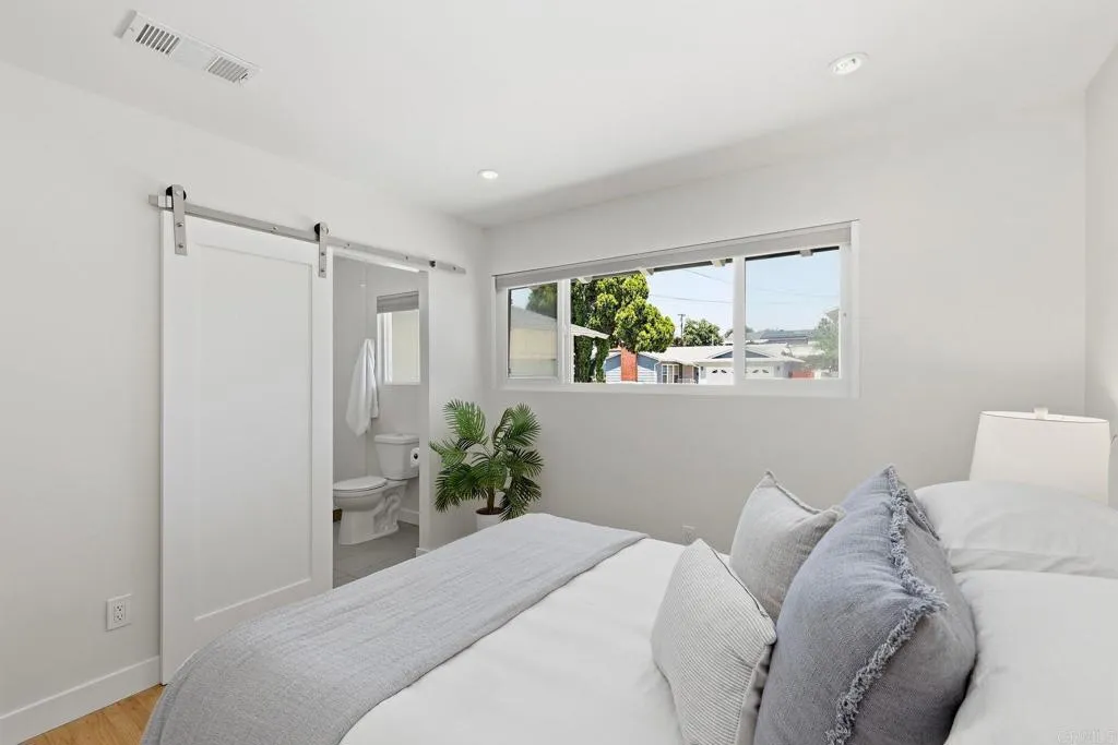 Additional image 15 of 8135 Whelan Dr, San Diego, CA 92119