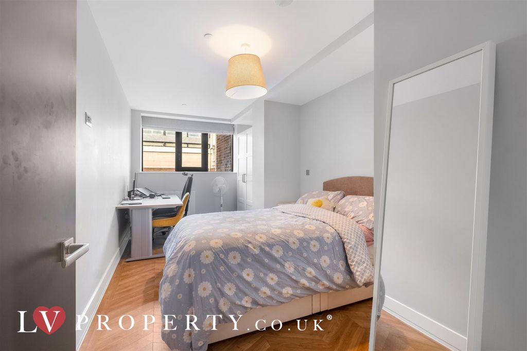 Additional image 11 of 2 bed flat for saleNewhall Street, Birmingham, West Midlands B3
