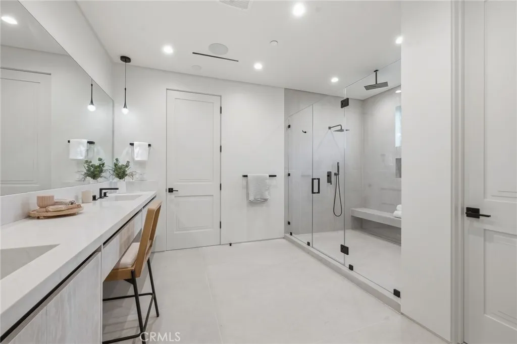 Additional image 66 of 19141 Erwin St, Tarzana, CA 91335