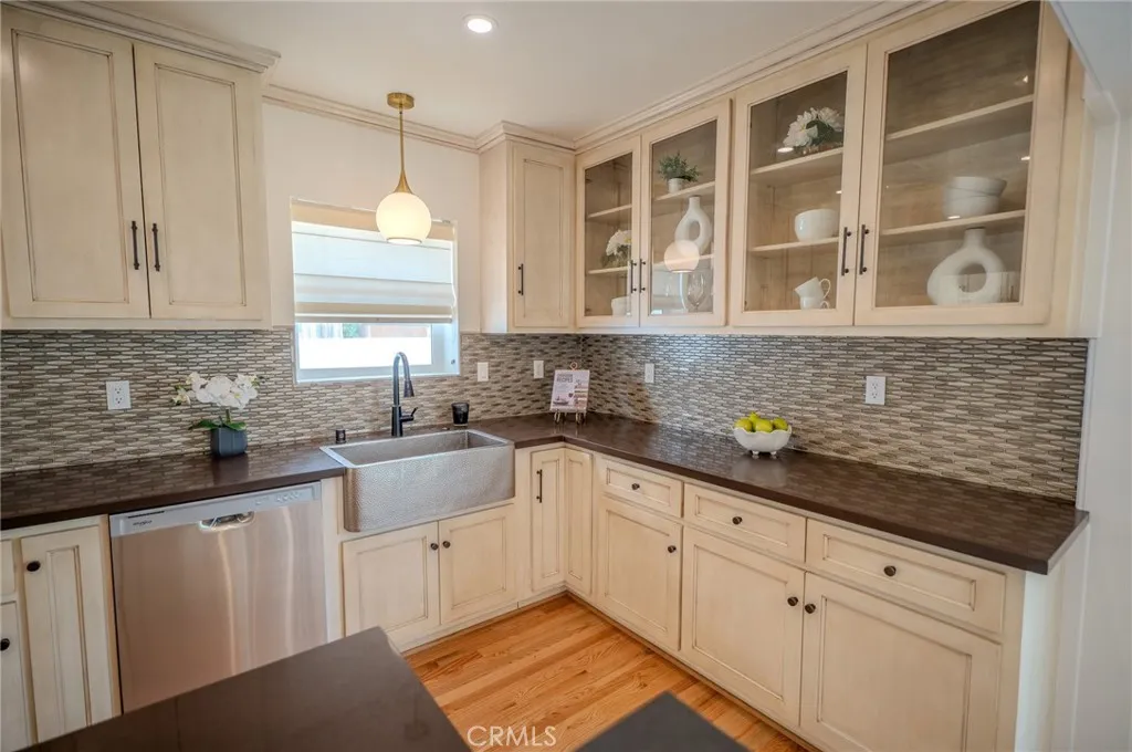 Additional image 23 of 1141 N Lima Street, Burbank, CA 91505