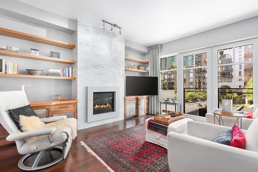 Additional image 2 of 411-1275 Hamilton Street, Vancouver, BC, V6B 1E2