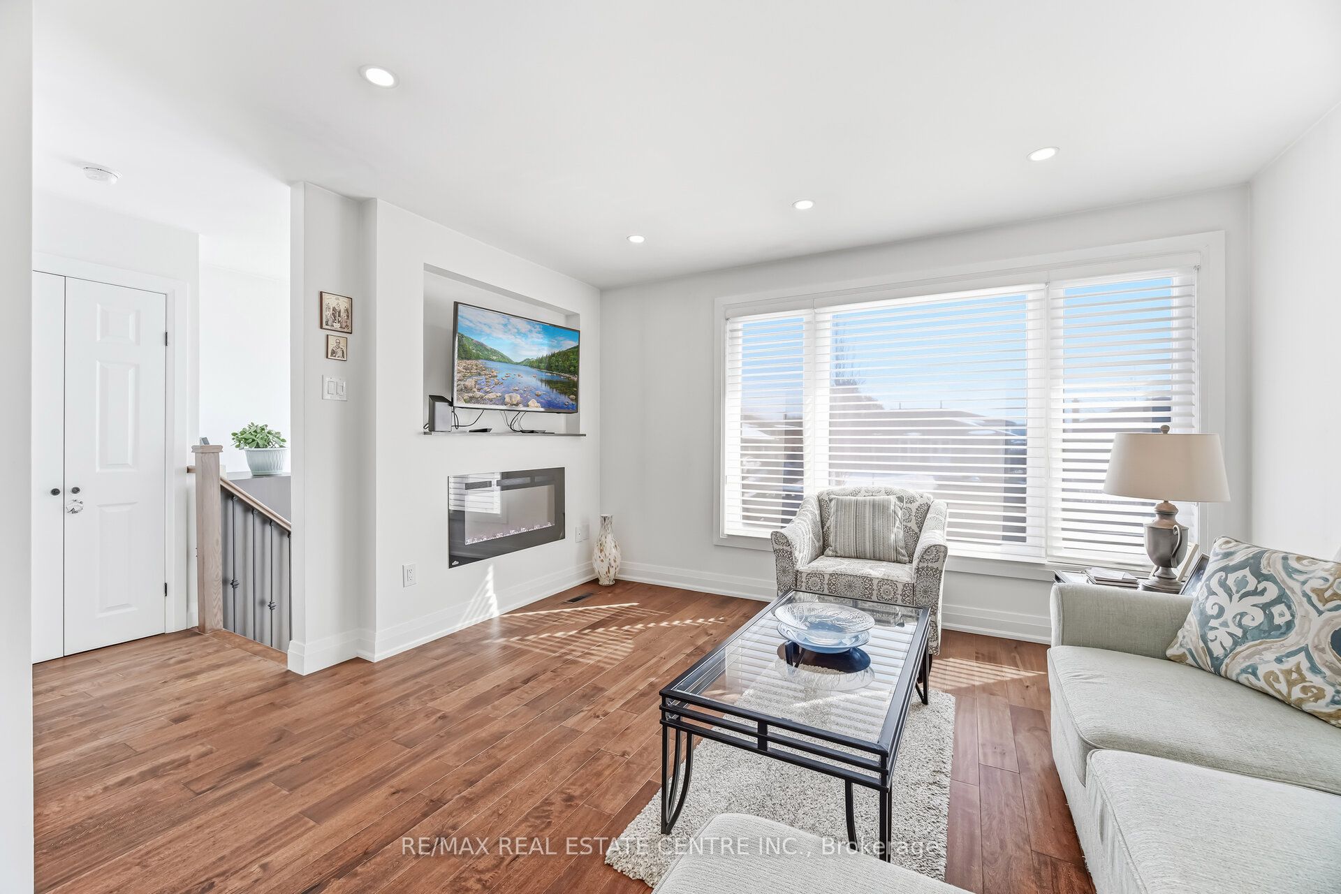 Additional image 5 of 3392 Homark Drive, Mississauga, ON, L4Y 2K7
