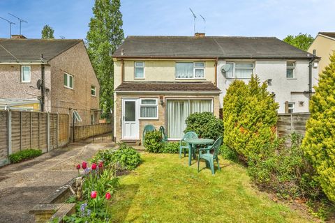 Gardendale Avenue, Clifton, Nottingham NG11
