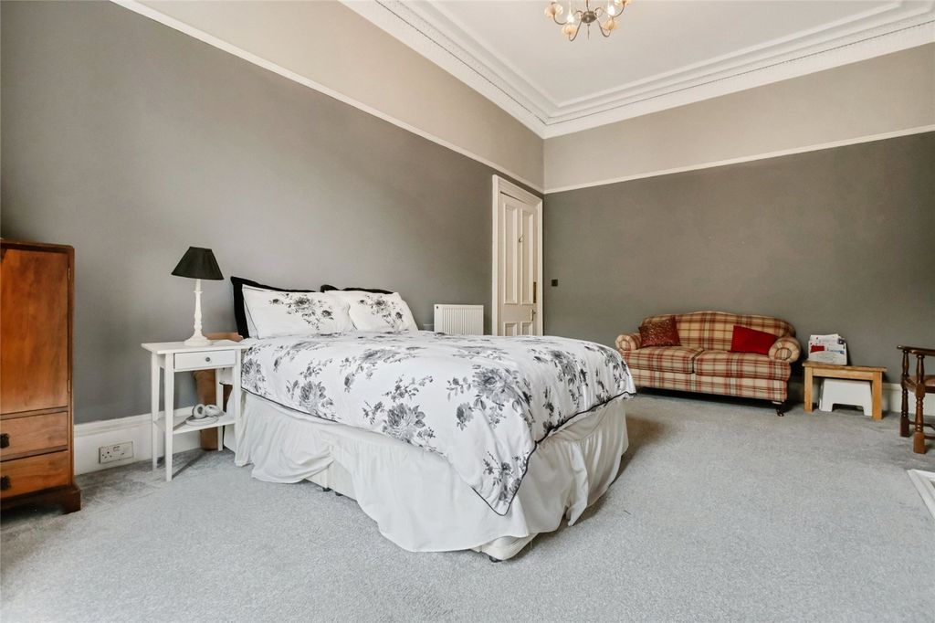 Additional image 10 of 4 bed flat for saleDowanside Road, Dowanhill, Glasgow G12