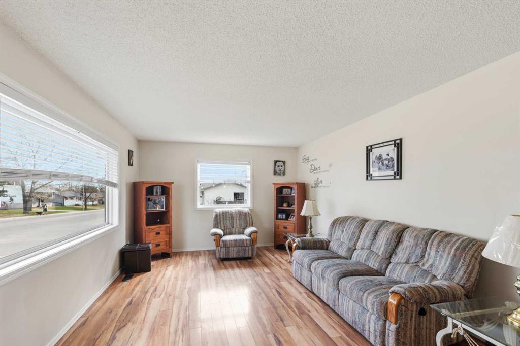 Additional image 6 of 9702 119 Avenue, Grande Prairie, AB, T8V 3P8