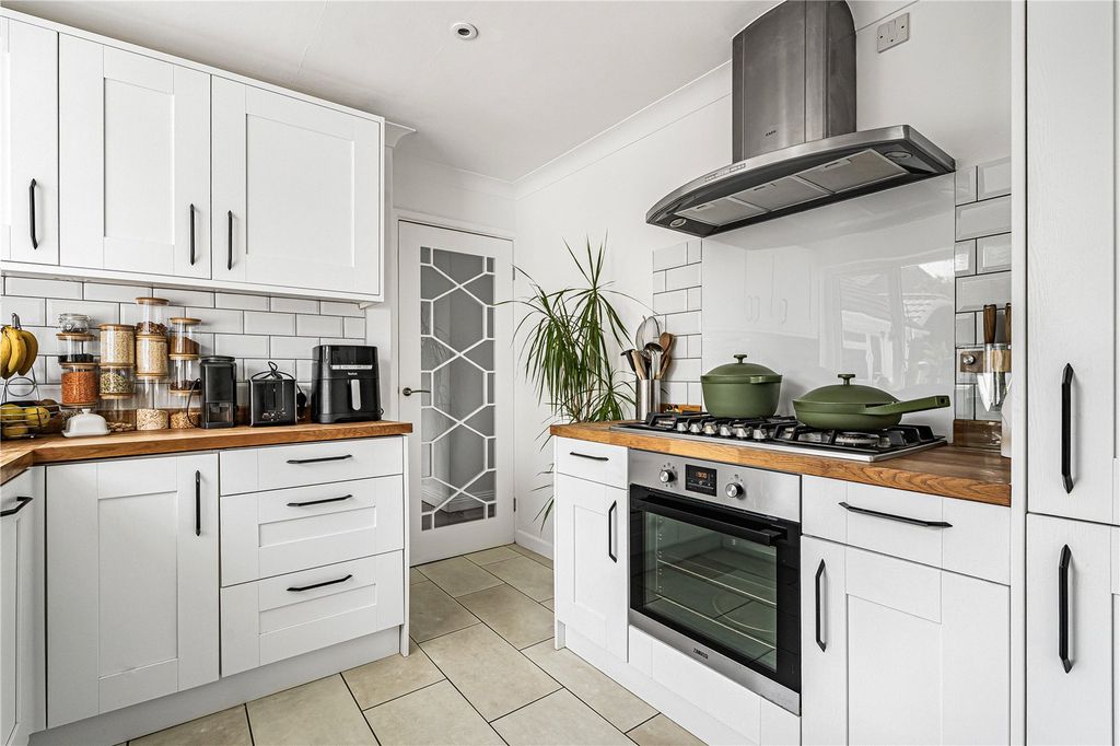 Additional image 5 of 3 bed bungalow for saleCarnsew Close, Mabe Burnthouse, Penryn, Cornwall TR10