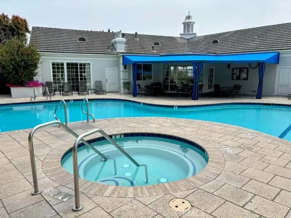 Additional image 22 of 300 Cagney Ln Unit 206, Newport Beach, CA 92663