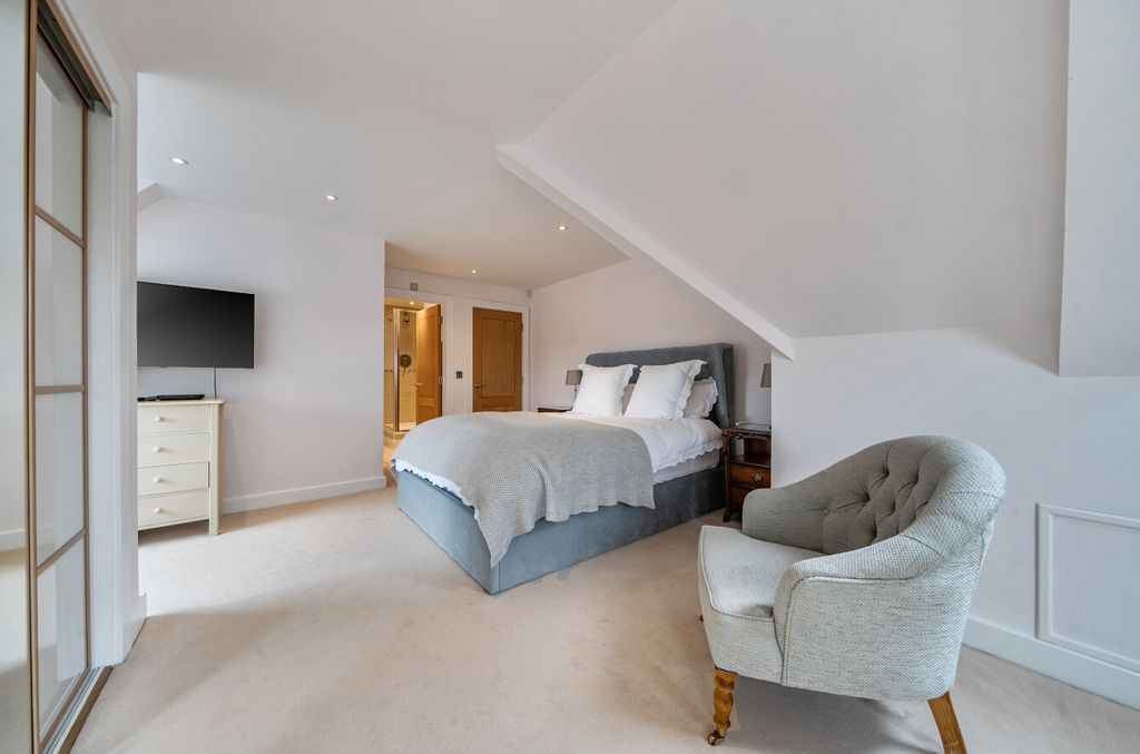 Additional image 30 of 5 bed flat for saleSovereign House, Royal Parade, Chislehurst, Kent BR7