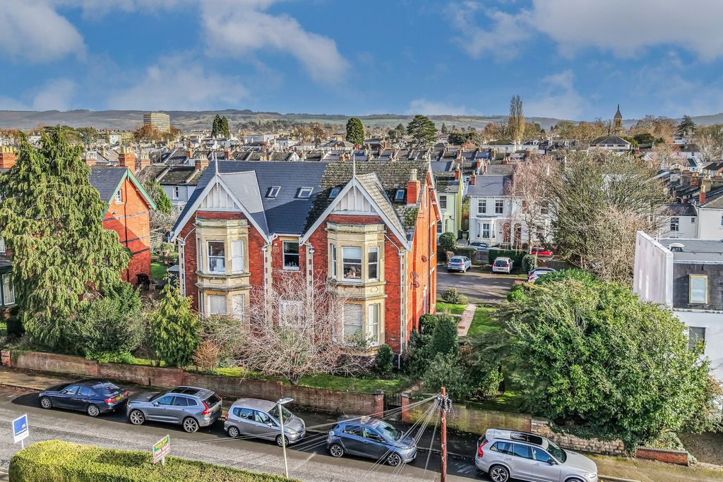 Additional image 16 of 2 bed flat for saleSt Stephens Road, Tivoli, Cheltenham GL51