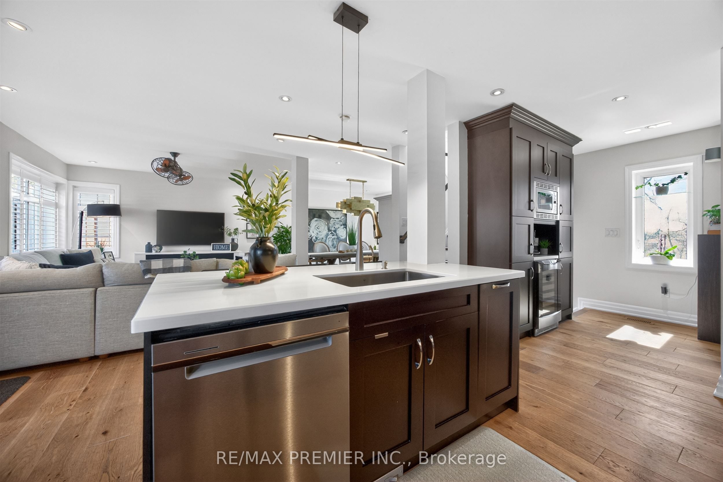 Additional image 6 of 19 Park Lane, Toronto, ON, M8Y 1R7