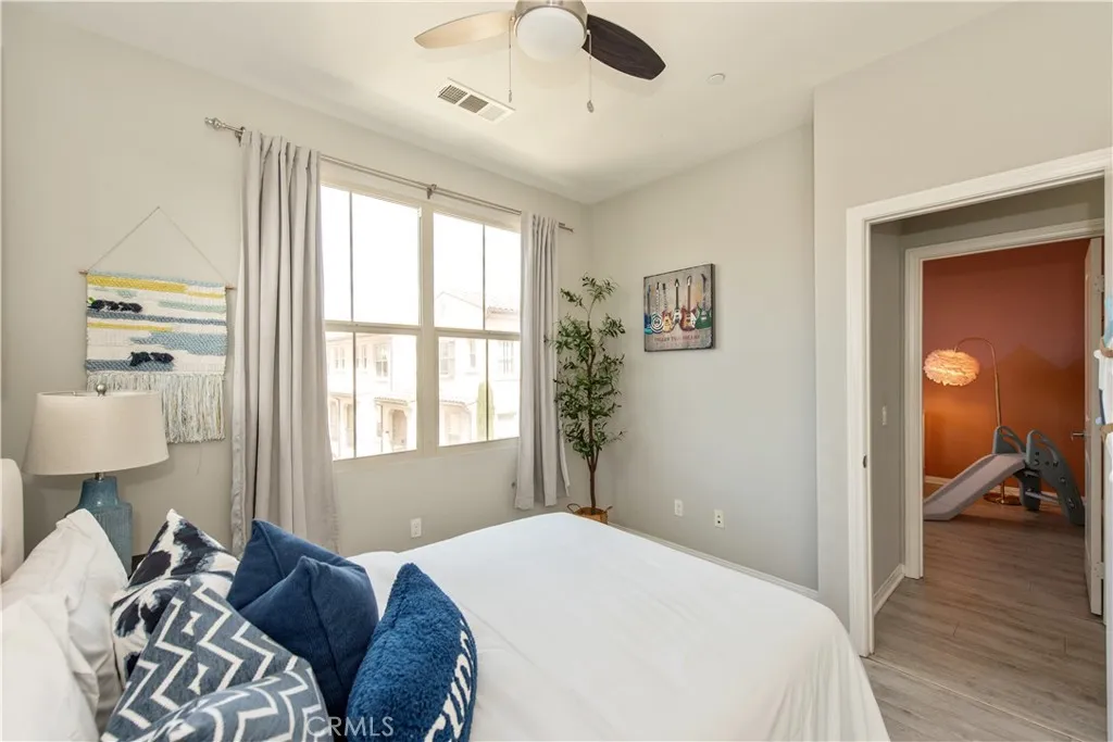 Additional image 69 of 68 Origin, Irvine, CA 92618
