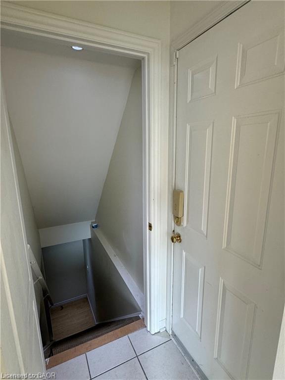 Lower-116 Zieman Crescent, Cambridge, ON, N1T 2H5 photo 2