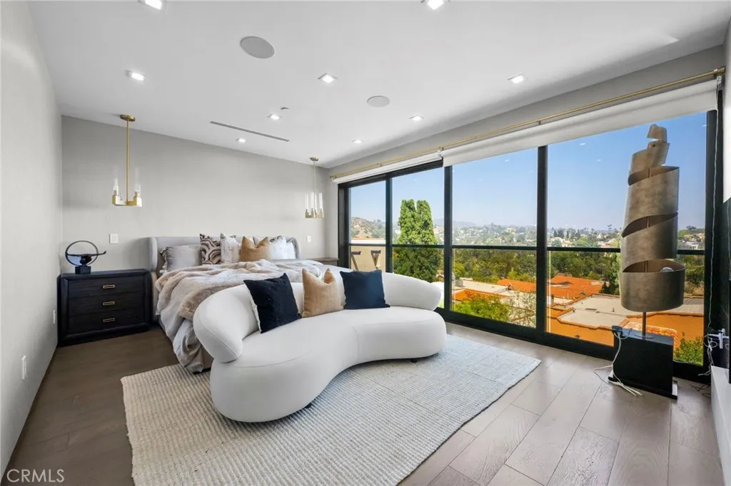 Additional image 46 of 2033 Glencoe Way, Los Angeles, CA 90068