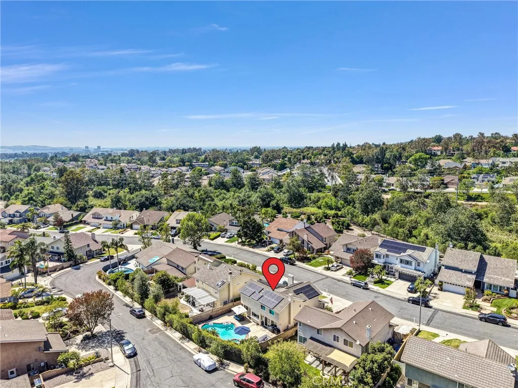 25672 Orchard Rim Ln, Lake Forest, CA 92630