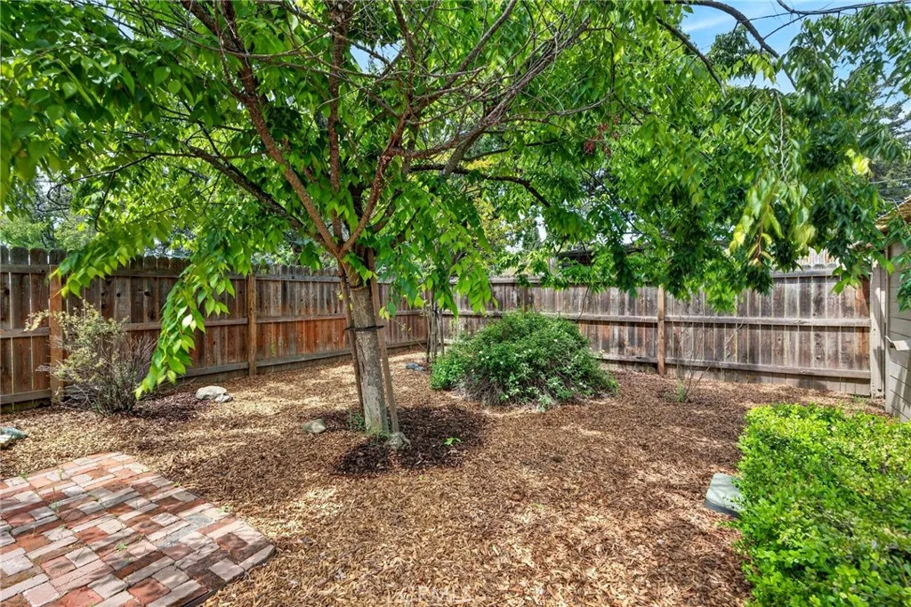 Additional image 111 of 325 S Forbes St, Lakeport, CA 95453