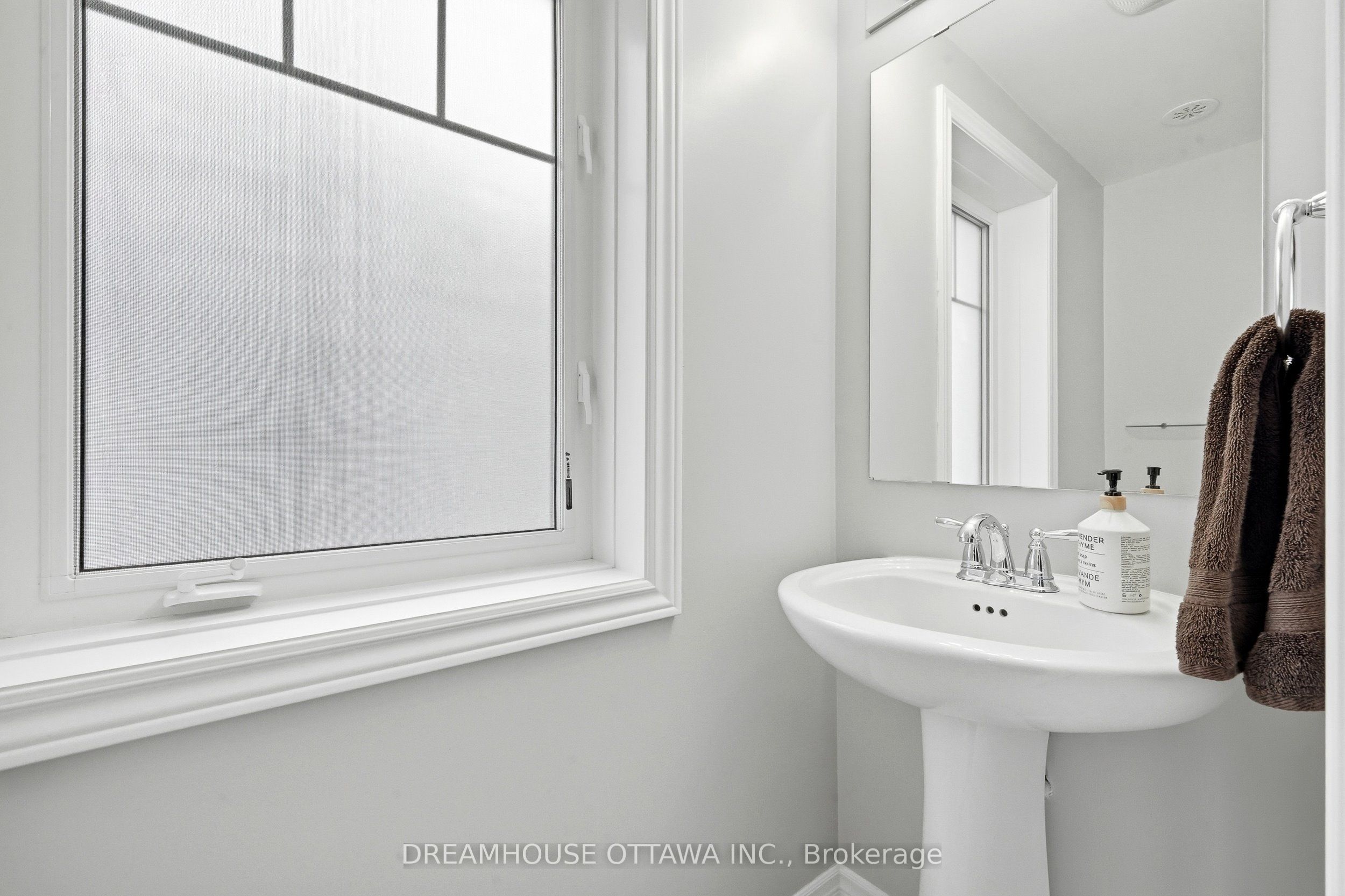 Additional image 5 of 124 Pennant Avenue, Ottawa, ON, K2J 5W6
