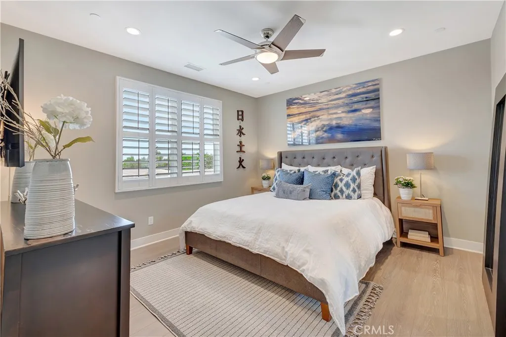 Additional image 33 of 2105 Two Harbors Circle, Costa Mesa, CA 92627