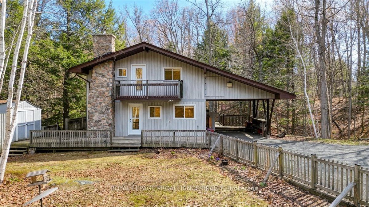 1407 Spooks Bay Lane, Highlands East, ON, K0L 1A0