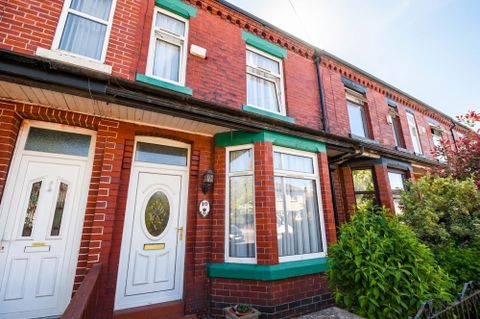 Chandos Grove, Salford M5