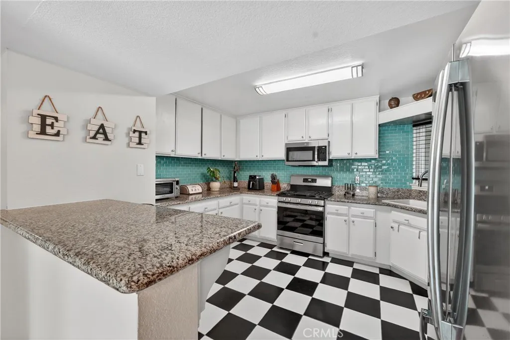 Additional image 56 of 69 Brownfield Ln, Pomona, CA 91766