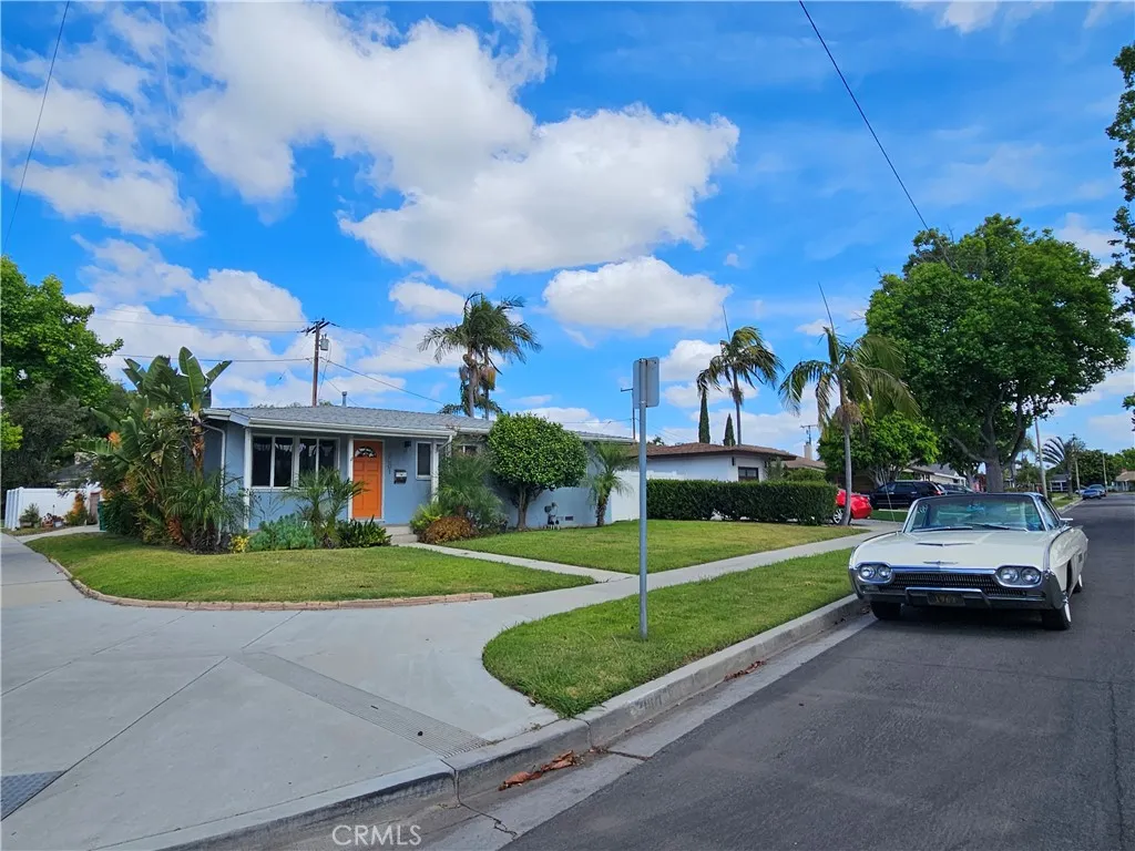 2001 Carfax Ave, Long Beach, CA 90815 photo 5