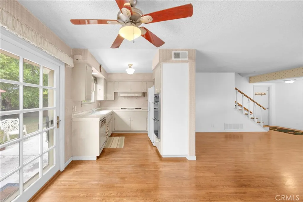 Additional image 6 of 130 Coastline Drive, Seal Beach, CA 90740