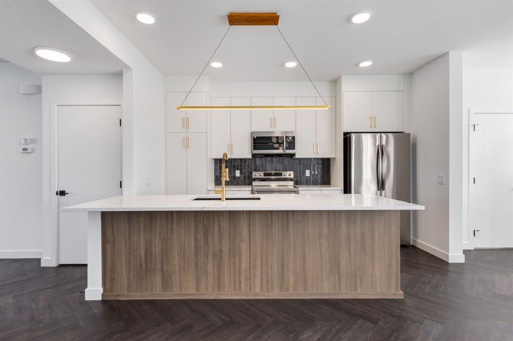 Additional image 5 of 219 Sora Boulevard SE, Calgary, AB, T3S 0M1